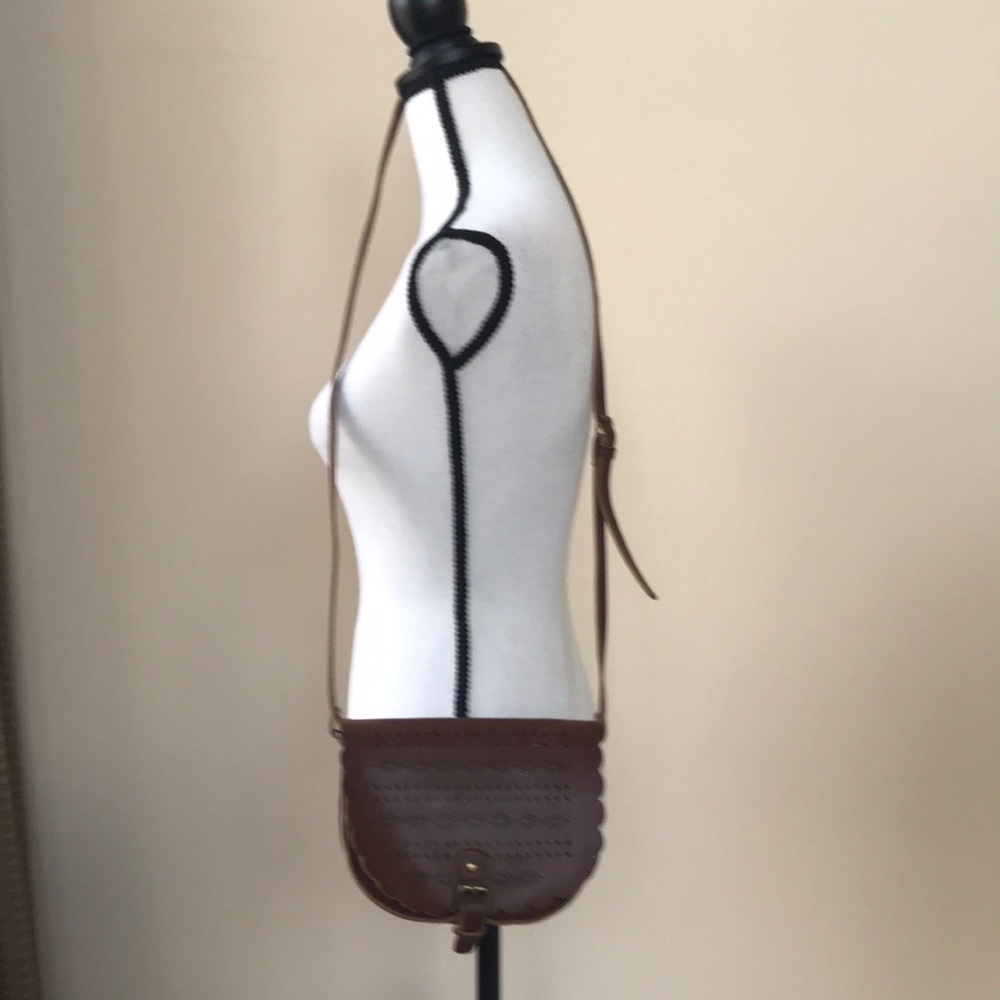 AEO Laser Cutout Crossbody - Picture 3 of 7
